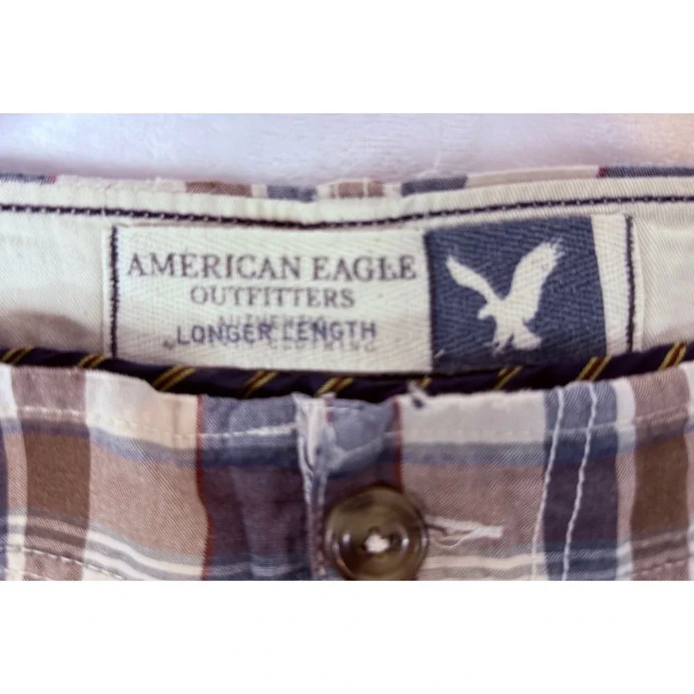 American Eagle Plaid Shorts Mens 36 Brown Blue Flat Front Casual Preppy Chino